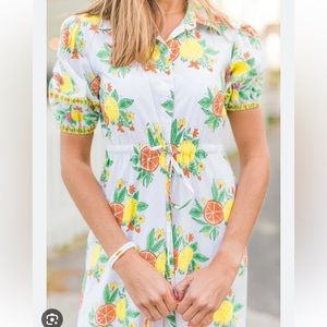 EUC Victoria Dunn Orchid Maxi in Zesty 
size XSmall.